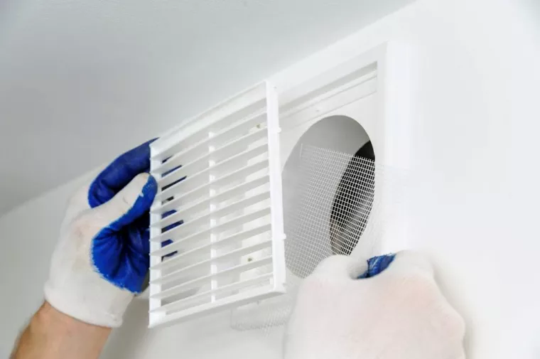 À quelle fréquence faut-il réaliser le nettoyage des bouches d'aération dans une cuisine d'appartement ?, Montendre, B.D.M VENTILATION