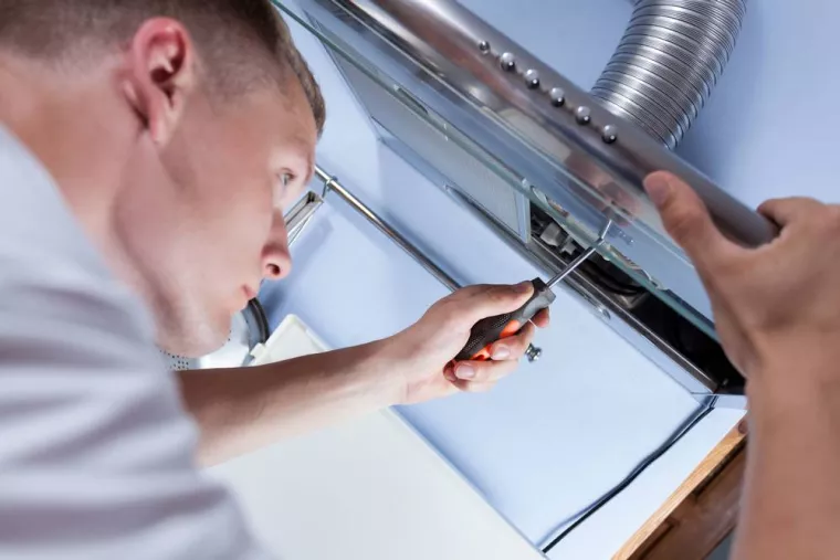 Comment poser un extracteur d'air dans une cave au sous-sol et combien de temps prend la prestation ?, Montendre, B.D.M VENTILATION